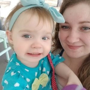 Meet your Posher, Laura